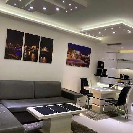 Ni Grey Apartment מראה חיצוני תמונה