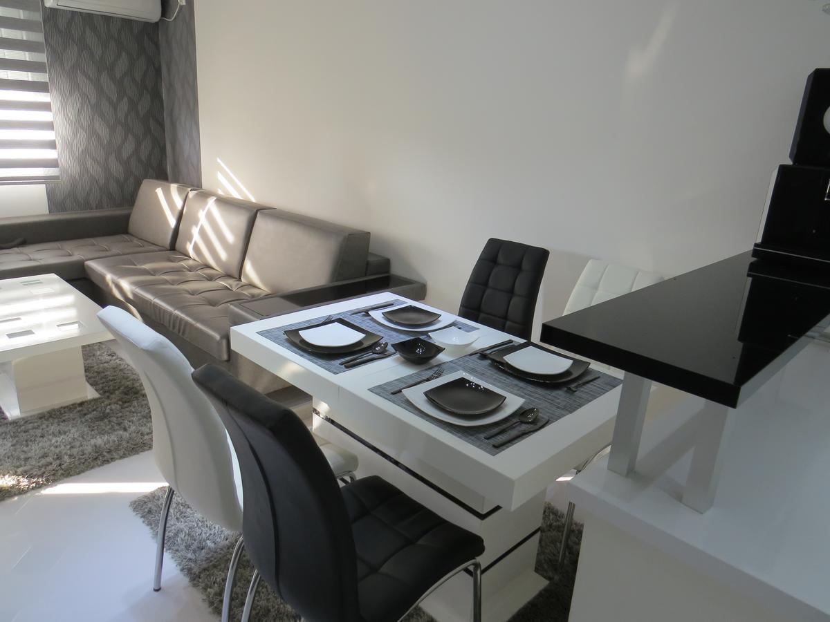 Ni Grey Apartment מראה חיצוני תמונה
