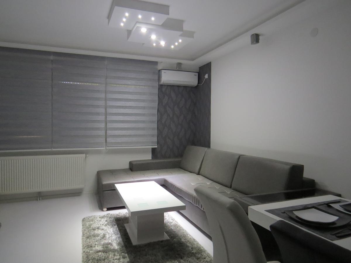 Ni Grey Apartment מראה חיצוני תמונה
