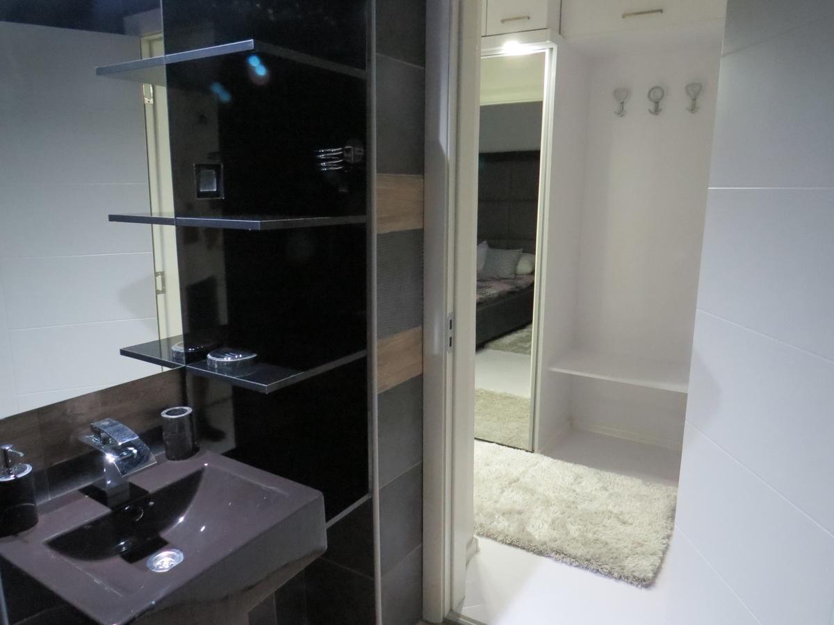 Ni Grey Apartment מראה חיצוני תמונה