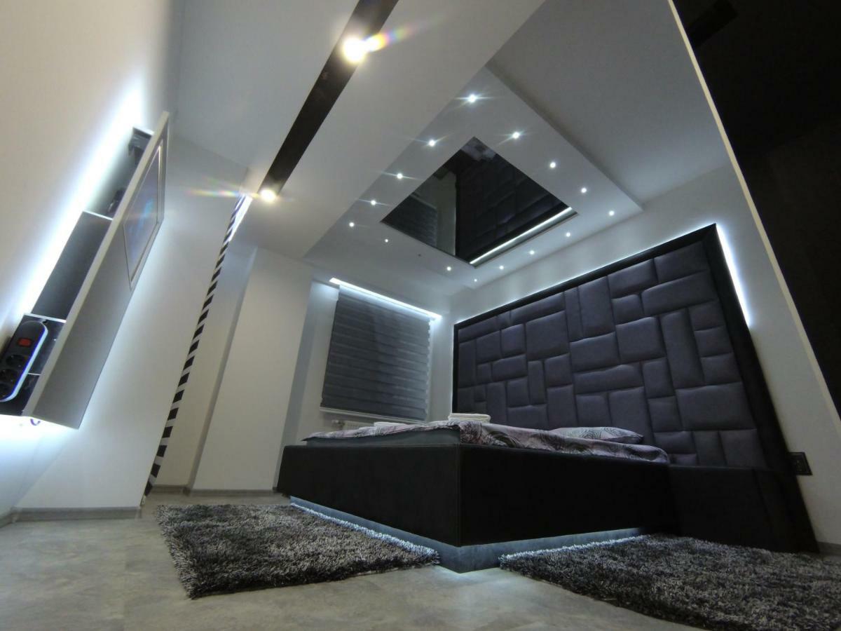 Ni Grey Apartment מראה חיצוני תמונה