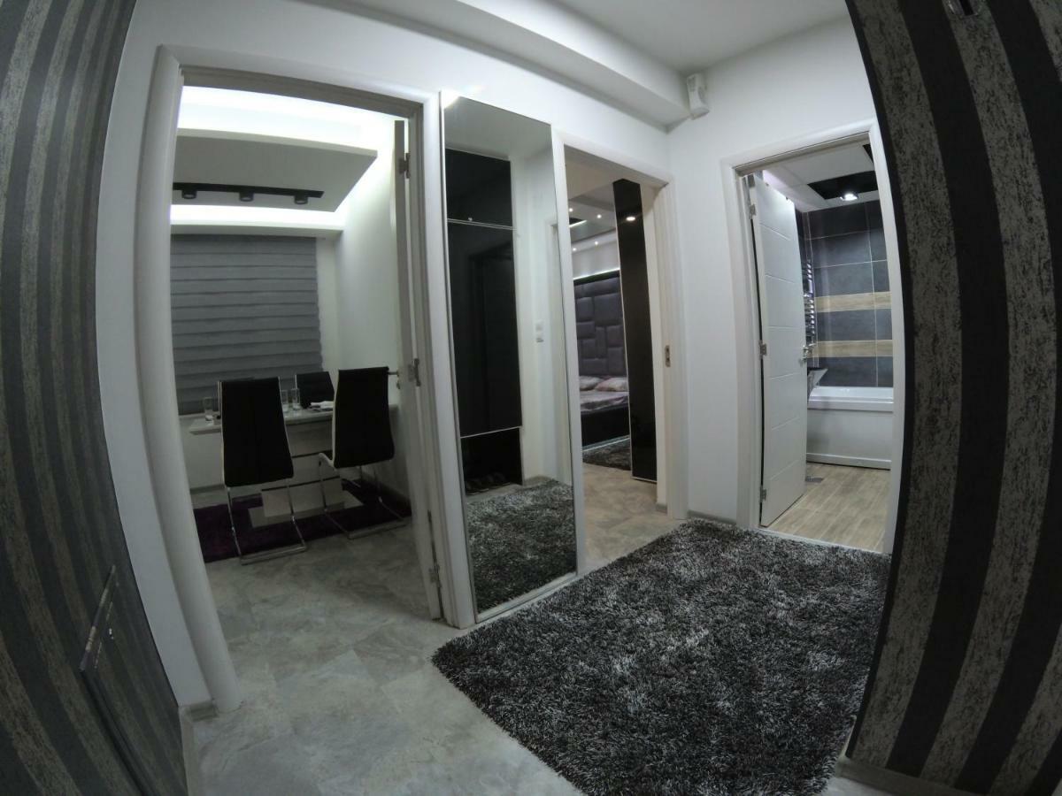 Ni Grey Apartment מראה חיצוני תמונה