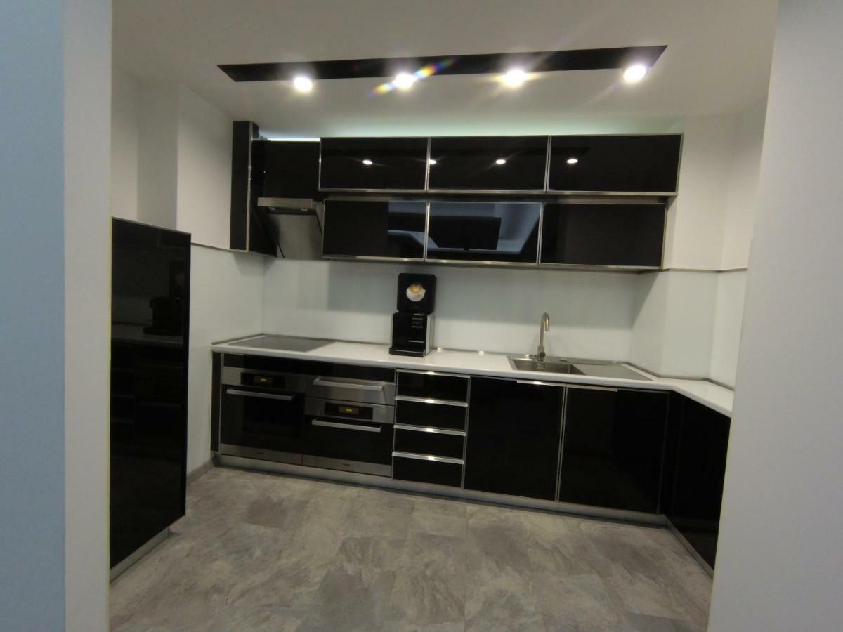 Ni Grey Apartment מראה חיצוני תמונה