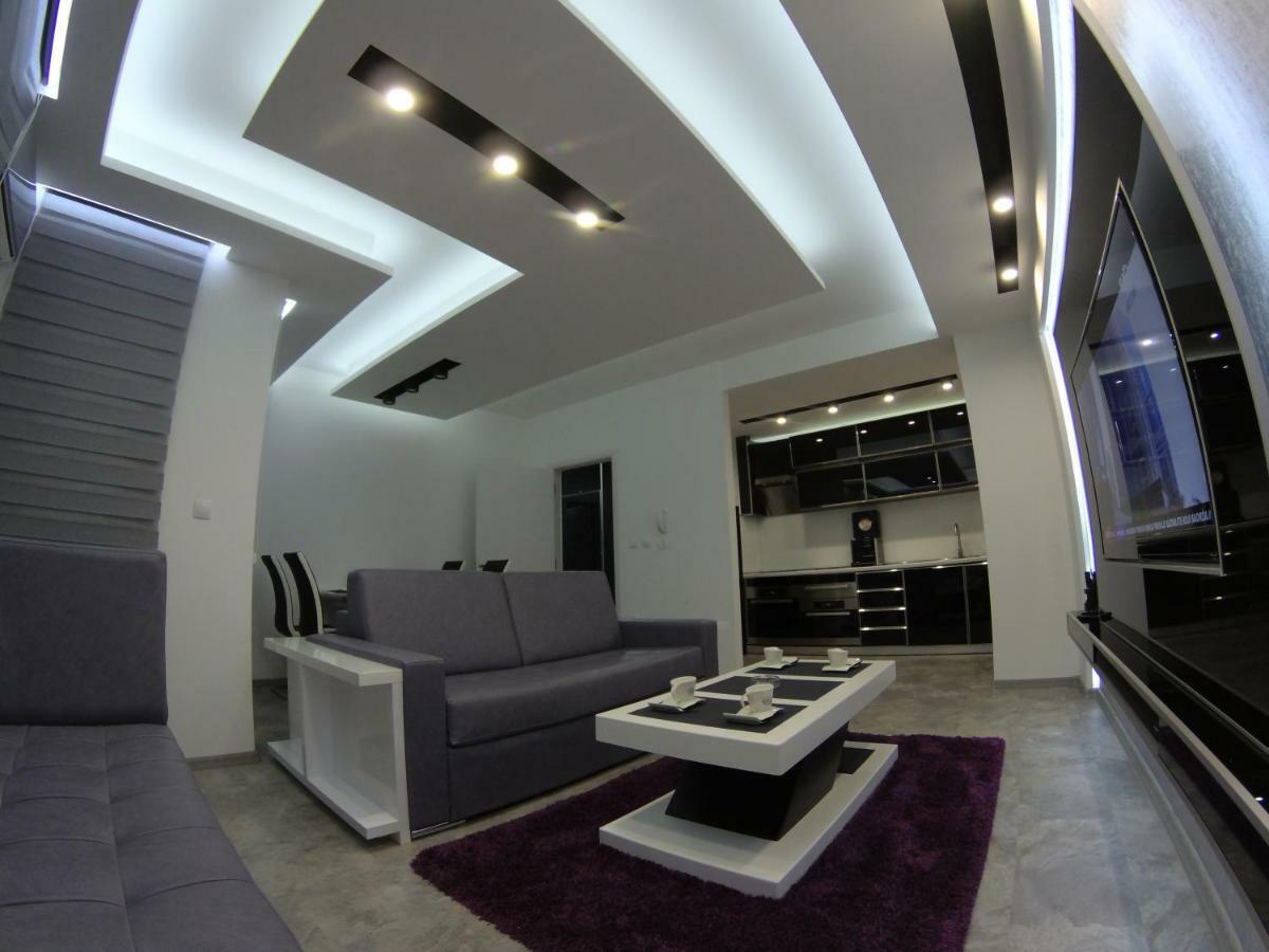 Ni Grey Apartment מראה חיצוני תמונה